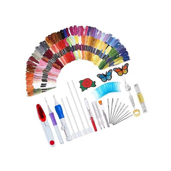 Súprava EmbroideryKit, 136-dielna súprava nití a ďalšieho najbežnejšieho vyšívacieho príslušenstva - Image 1